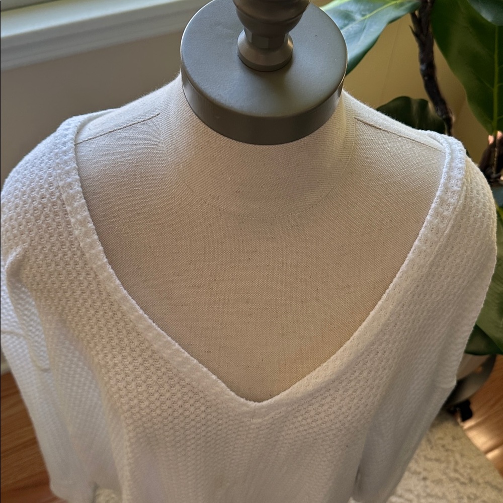 Textured Knit Oversized Top - Picture 2 of 7